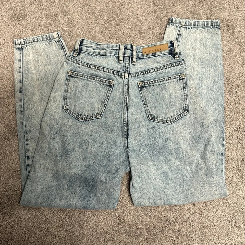 White fox boutique boyfriend jeans xs - Picture 2 of 3